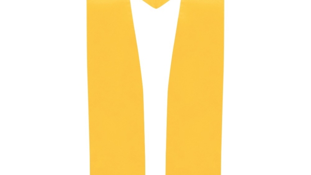 Personalize Your Graduation with Customized Stoles