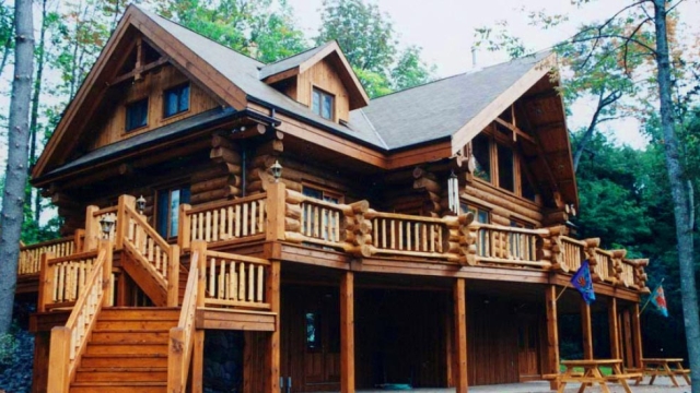 The Art of Crafting Serene Log Homes: A Glimpse into Log Cabin Construction