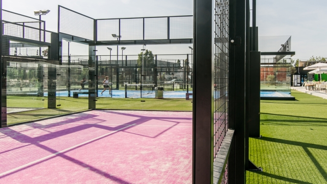 The Ultimate Guide to Finding the Best Padel Court Contractors