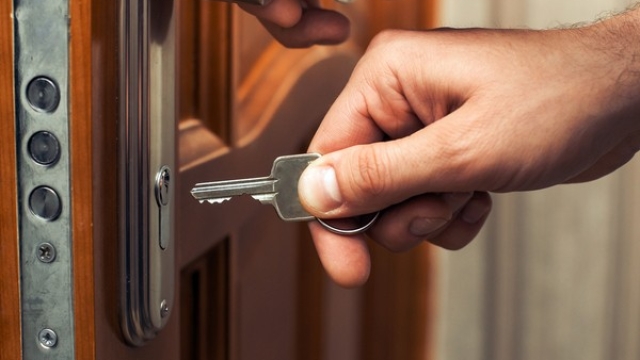 The Ultimate Guide to Choosing a Trustworthy Safe Locksmith