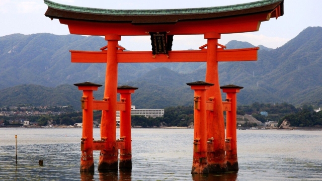 Whispers of the Kami: Exploring the Enchanting World of Shinto Shrines